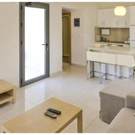 Potideon Bay Luxury Apartamento Cárpatos