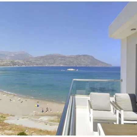 Potideon Bay Luxury Apartment *